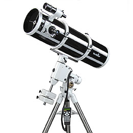 Sky-Watcher EXPLORER-200P (EQ5 SynScan, HEQ5 SynTrek or HEQ5 SynScan)